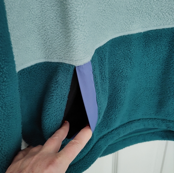 ~~STOIC💚 Fleece~~ - Picture 2 of 12